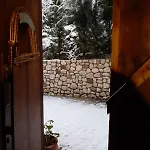 σπιτι στο βουνο 木屋 *