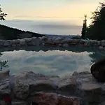 σπιτι στο βουνο 木屋