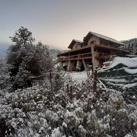 Chalet σπιτι στο βουνο *