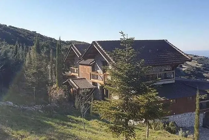 Chalet σπιτι στο βουνο