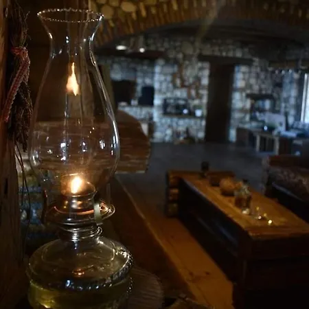 Σαλέ σπιτι στο βουνο *