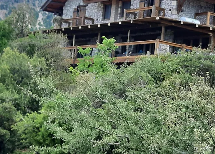 σπιτι στο βουνο * Patras