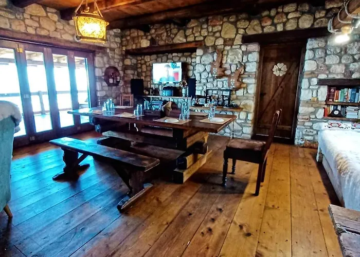 Alpstuga σπιτι στο βουνο