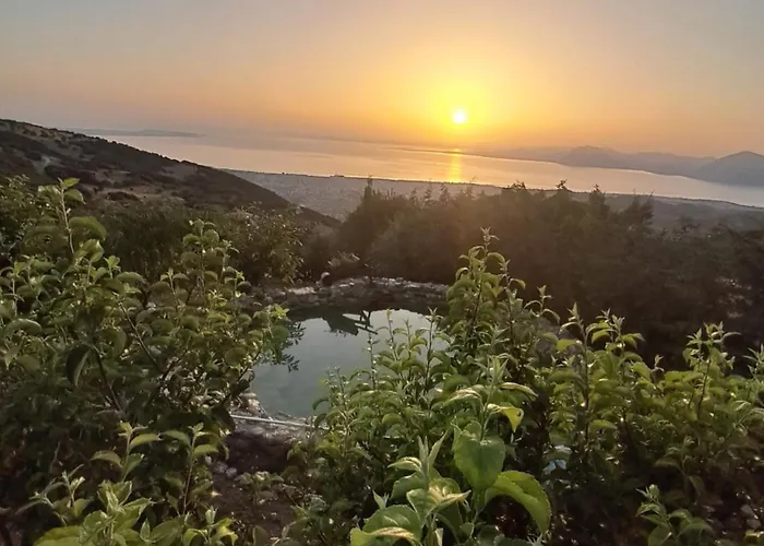 Alpstuga σπιτι στο βουνο Patras